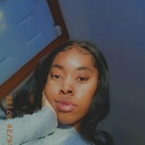 Meet your Posher, Kiyah